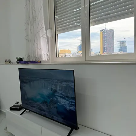 Elodi's Apartment *